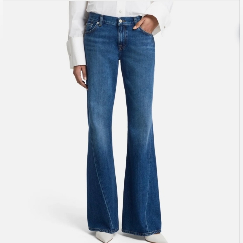NWT 7 For All Mankind Women's Twisted Seam Spencer Flare Jeans - Size 30